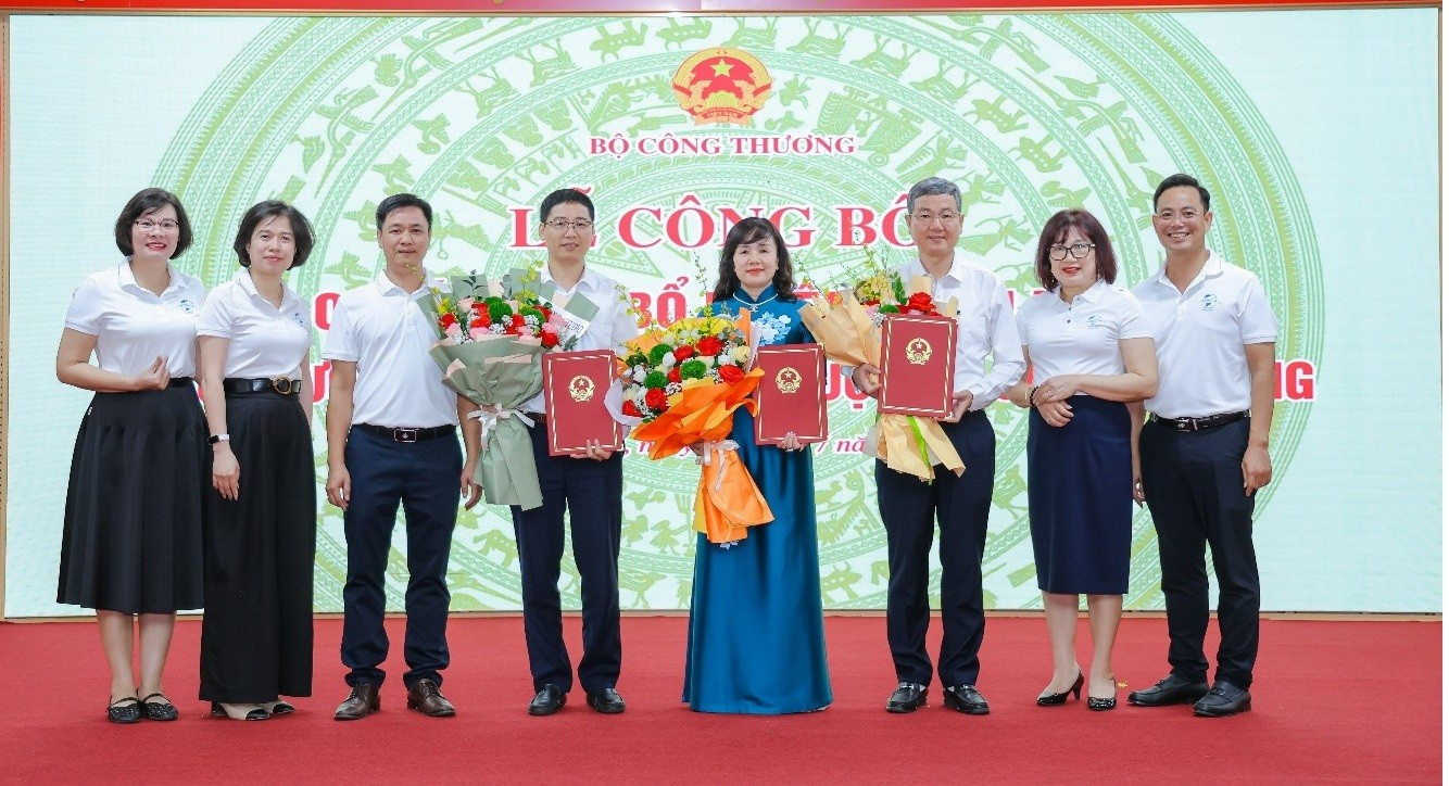 truong-dai-hoc-kinh-te-ky-thuat-cong-nghiep5.jpg