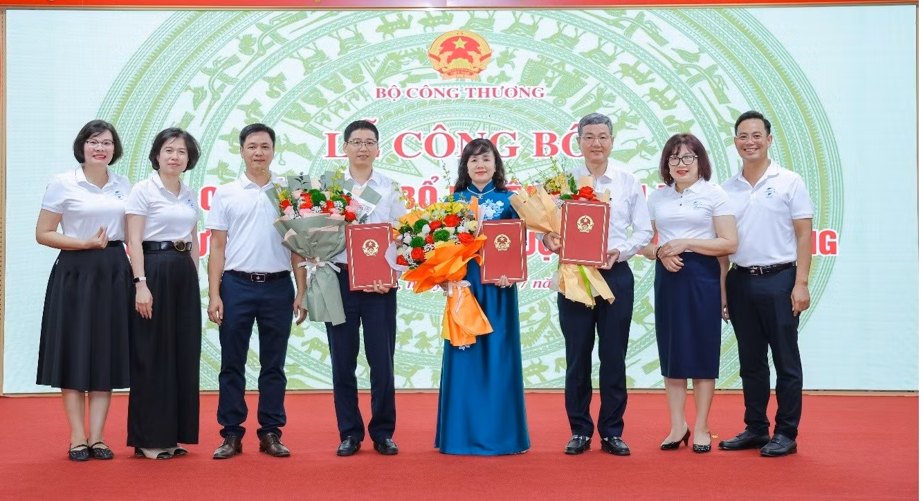 truong-dai-hoc-kinh-te-ky-thuat-cong-nghiep5.jpg
