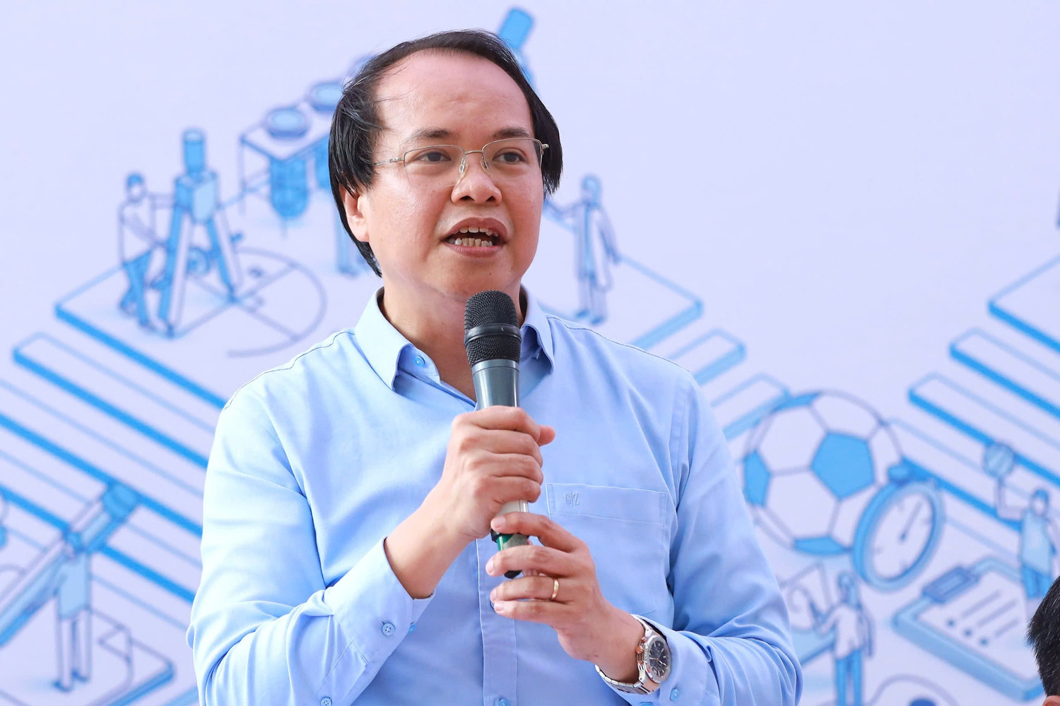nguyen-vu-khanh.jpg