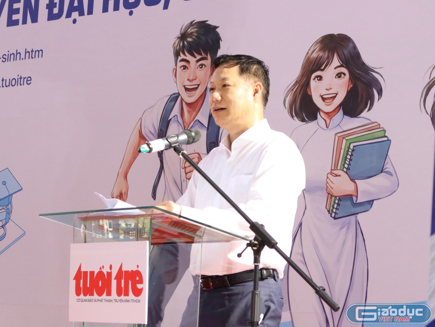 gdvn-gs-ng-tien-thao.jpg