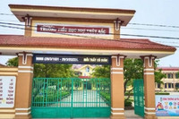 Hiệu trưởng đánh hiệu phó: Thầy không ra thầy thì sao dạy được trò?
