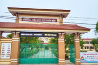 Hiệu trưởng đánh phó hiệu trưởng thì bao giờ bạo lực học đường mới chấm dứt?