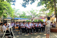 Lời gan ruột của nhân viên trường học: chúng tôi thấy mình giống như "con ghẻ"