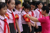 Trường học nào cũng có đội Sao đỏ (Ảnh minh học: Báo Pháp luật) 