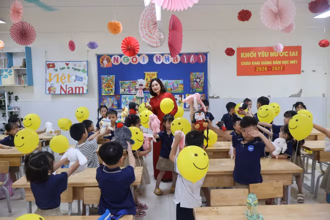 Quy mô trường học lớn hơn, điều chỉnh định mức tiết dạy của lãnh đạo cơ sở giáo dục là cần thiết