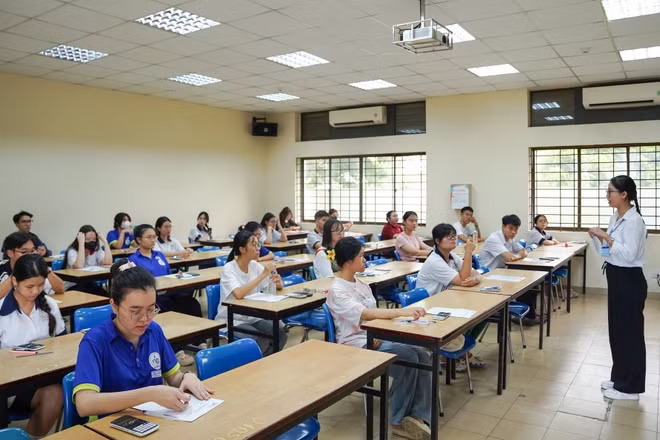 Dự kiến từ 2028 mỗi ngành chỉ sử dụng 1 phương thức tuyển sinh, trường ĐH nêu quan điểm