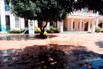 Phản đối lạm thu, hàng trăm phụ huynh cho con nghỉ học, đòi đuổi Hiệu trưởng