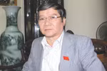 Cần làm rõ dấu hiệu lợi ích nhóm trong vụ giáo viên bị huyện...đánh úp
