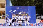 Học sinh lớp 10 THPT Trần Nguyên Hãn cùng nhau trải nghiệm, viết lên mục tiêu