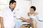 Chùm ảnh: Công việc thầm lặng của các bác sĩ có bệnh nhân đặc biệt