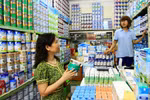 Nhiều đại lý ở Hà Nội bán sữa Abbott vượt giá trần 