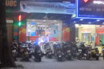 Vỉa hè, lòng đường ở quận 1 vẫn đang bị lấn chiếm