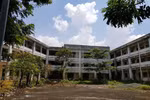 Bên trong trường học trị giá gần 20 tỷ đồng bỏ hoang