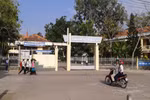 Nam sinh bóp cổ cô giáo trong lớp học ở Bến Tre là học sinh cá biệt