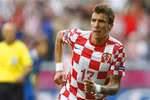 Mandzukic tỏa sáng với 3 bàn: Một phong cách rất... ‘du kích’