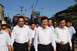 Chủ tịch nước Trương Tấn Sang xem "vết thương" tàu cá bị đâm chìm