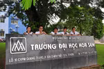 Ban điều hành Đại học Hoa Sen: Vừa đá bóng, vừa thổi còi…