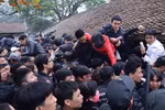 “Quyền” để người ta sợ, “Uy” để người ta phục