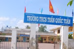 Chưa nghỉ hè đã thông báo mua đồng phục