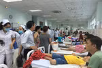 Hàng chục học sinh nghi bị ngộ độc thực phẩm trong buổi lễ dành cho thiếu nhi