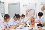 Nhiều năm không được tăng học phí, trường đại học khó khăn chồng chất khó khăn