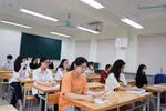 Sáng nay (10/6), hơn 100.000 HS Hà Nội bước vào môn thi đầu tiên kỳ thi lớp 10