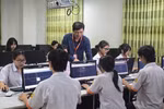 Để khắc phục tình trạng “thừa thầy, thiếu thợ” có nên giảm chỉ tiêu đào tạo ĐH?