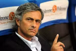 Mourinho vẫn "đặc biệt" cả khi bị sa thải