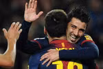Barcelona 3 - 1 Rayo Vallecano: Villa tung, Messi hứng