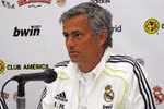 Phòng thay đồ Real Madrid: HLV tài ba mấy cũng đành bó tay!
