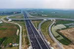Bộ Tài chính đề nghị "nghiên cứu kiến nghị giảm phí trên Quốc lộ 5"