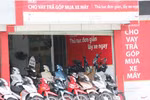 Sững sờ lãi suất vay tiêu dùng, mua hàng trả góp