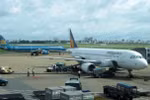 Chi tiết vụ máy bay Vietnam Airlines suýt đâm máy bay quân sự