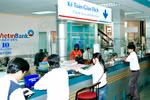 Giảm 10/%, thu nhập nhân viên Vietinbank vẫn gần 20 triệu/tháng