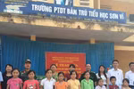 12 tấn sữa Cô Gái Hà Lan đến với học sinh vùng biên giới