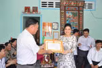 Lãnh sự Nam Phi tại TP.HCM trao tặng 10 căn nhà tình thương ở Hậu Giang