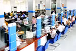 Lộ diện những ngân hàng cắt giảm lương nhân viên "khủng" nhất