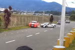 'Bò' Lamborghini Gallardo 'húc' Ford Mustang GT500 trên đường đua