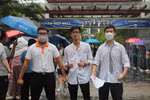 Hoàn thành tốt bài thi Văn và Toán, thí sinh rủ nhau nhảy vũ điệu ăn mừng