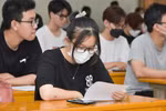 Khống chế tỉ lệ thôi học ở trường đại học: Còn nhiều ý kiến trái chiều