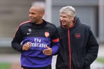 Henry đã trở lại tập luyện cùng Arsenal