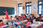 Dạy môn Tin học đối với lớp 3: Có nơi 60 HS nhưng trường chỉ có 3 bộ máy tính