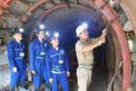 Thầy giáo hầm lò – nghề nguy hiểm nhưng đầy vinh quang