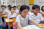 Từ năm học 2013-2014, không đưa các tài liệu mới thay SGK Tiếng Anh