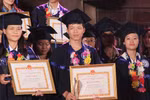 “Tiếp sức” cho thủ khoa nghèo năm 2013