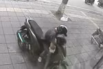 Video: Diễn biến vụ trộm xe SH bất thành ở phố Trần Duy Hưng - Hà Nội