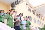 Bị cáo Hồng khai bị phụ huynh mắng xơi xơi, tại sao con tôi bị nâng điểm?
