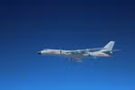 Máy bay ném bom H-6K Trung Quốc kém xa Tu-22M Nga