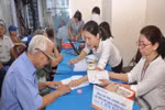 Ngày càng nhiều người già có lương hưu nhờ bảo hiểm xã hội tự nguyện
