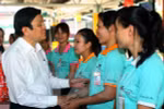 Chủ tịch nước Trương Tấn Sang chúc Tết công nhân lao động